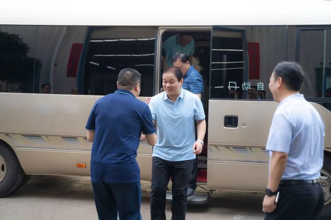 衡陽市委副書記、市長朱健一行赴朝陽集團進行考察